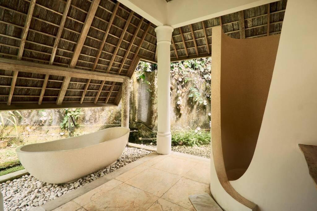 Unique 3Br Villa With Pool 5 Minute Walk To The Pererenan Beach Canggu Esterno foto